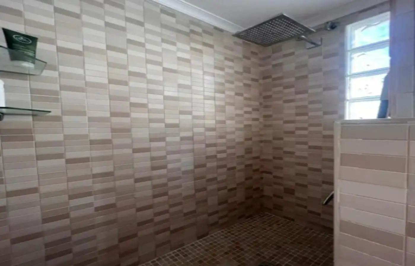 Badezimmer von Gebäude zum Verkauf in Salobreña