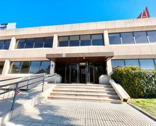 Vista exterior de Oficina de lloguer en Las Rozas de Madrid amb Aire condicionat, Calefacció i Moblat