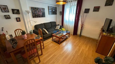 Foto 4 de Piso en venta en Pedro Escudero, Palomeras Bajas, Madrid Capital