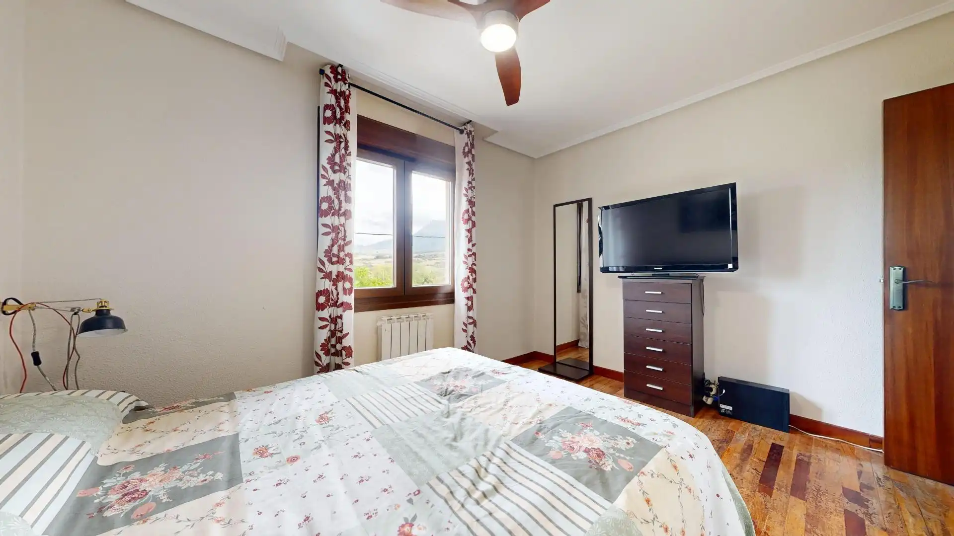 Chalet con piscina en venta en Calle Mirador de Entrambasaguas, imagen 21