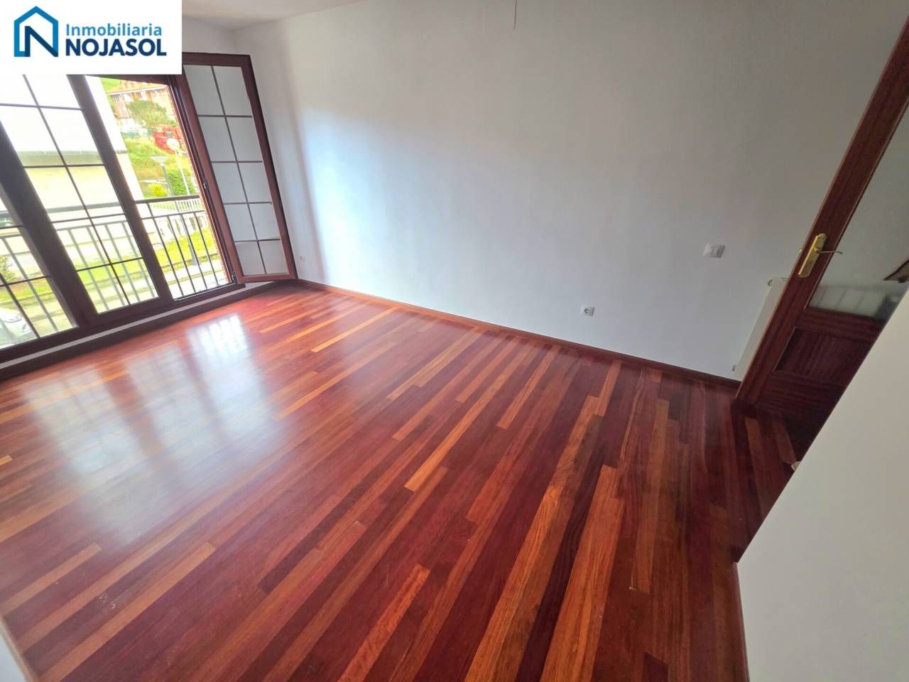 Habitación de Apartamento en venta en Meruelo con Calefacción y Balcón