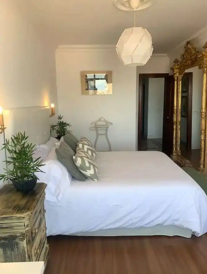 Habitación de Apartamento en venta en Torremolinos con Aire acondicionado, Calefacción y Piscina