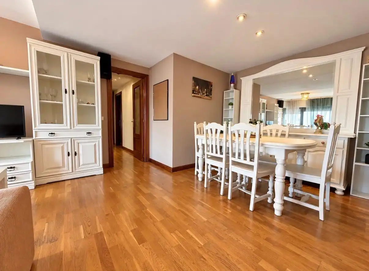 Dining room of Apartments for sale in  Pamplona / Iruña  with Heating, Parquet flooring and Storage room