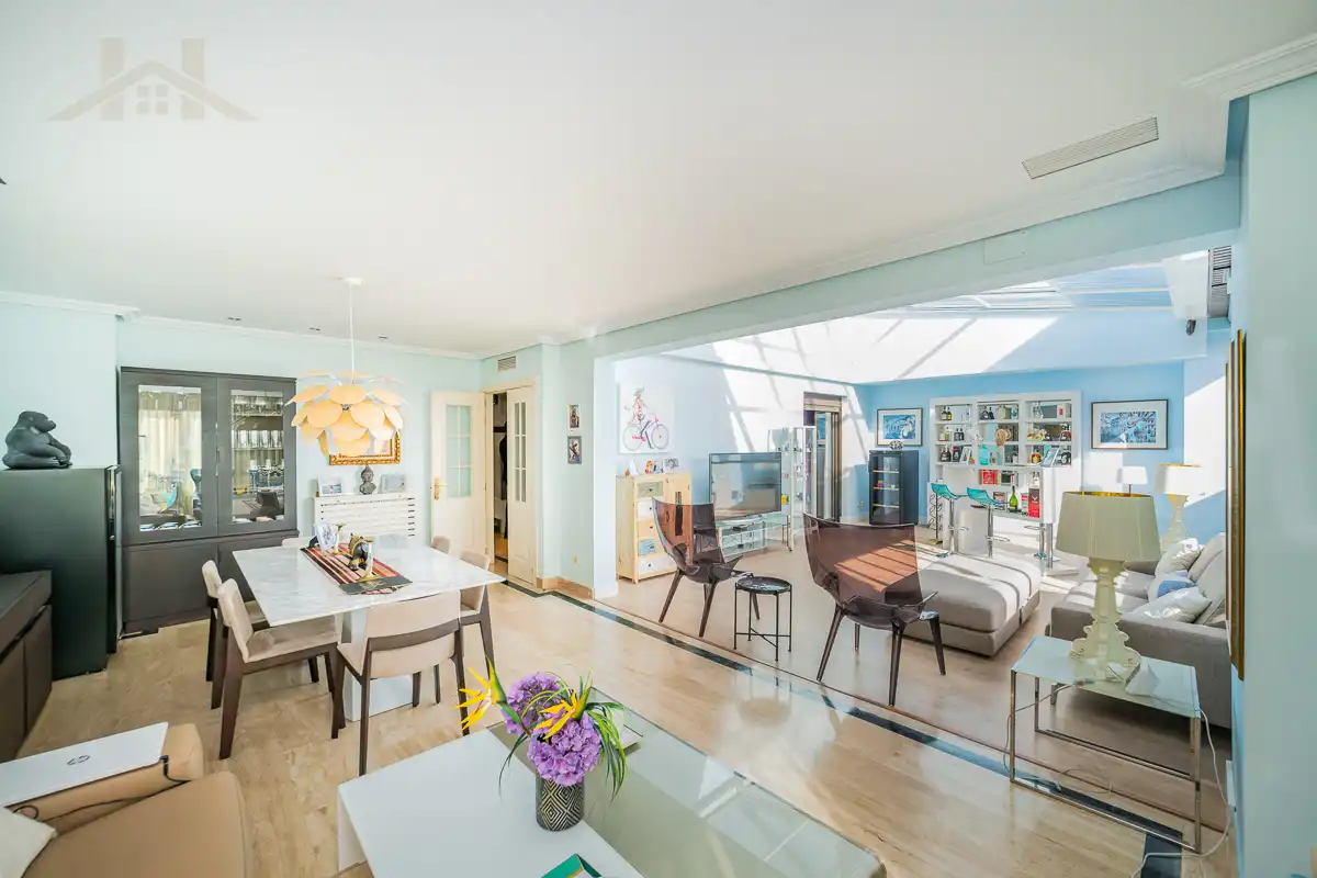 Comedor de Dúplex en venta en Majadahonda con Aire acondicionado, Calefacción y Parquet