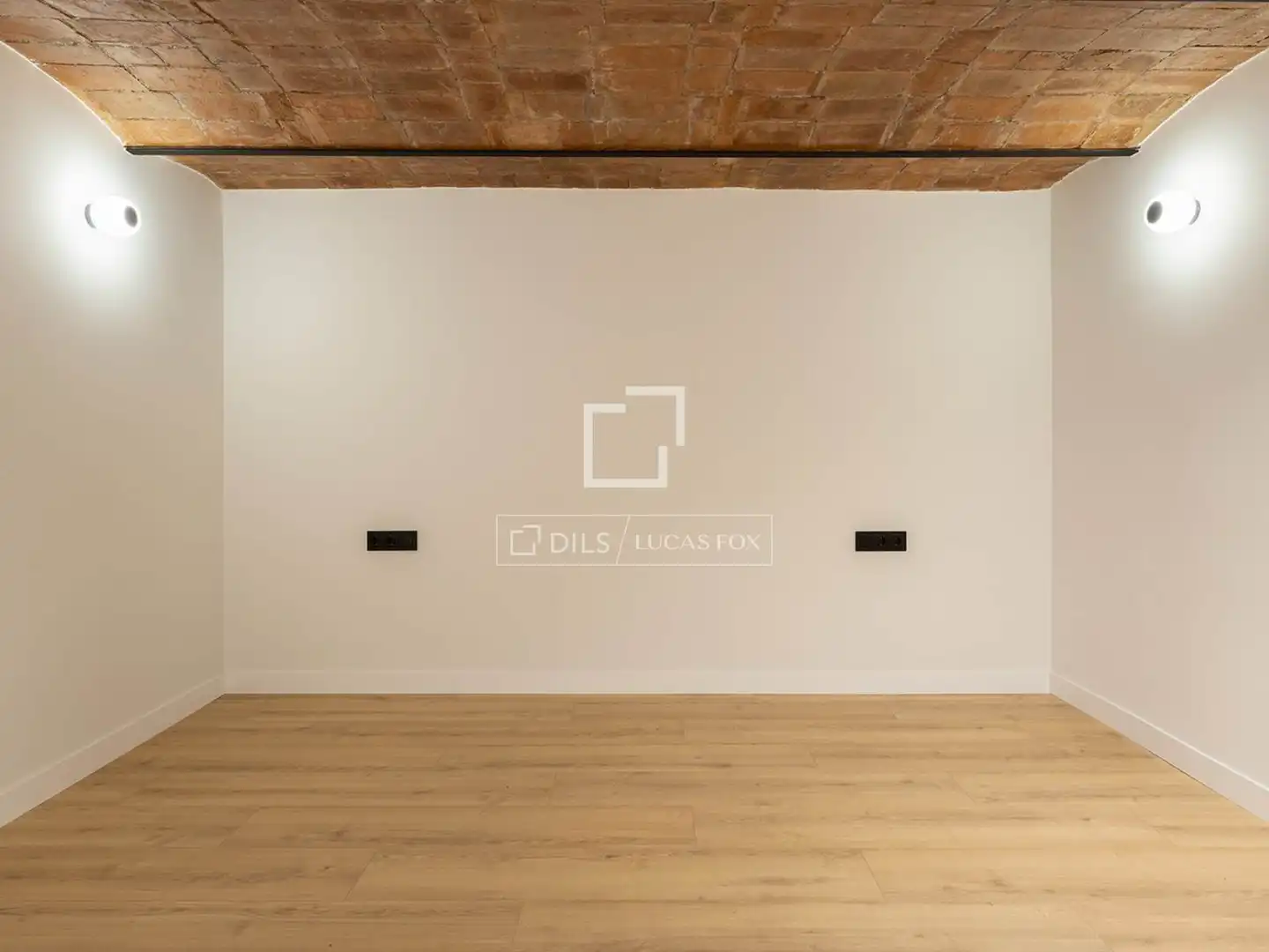 Sala d'estar de Pis en venda en Barcelona amb Aire condicionat, Parquet i Traster