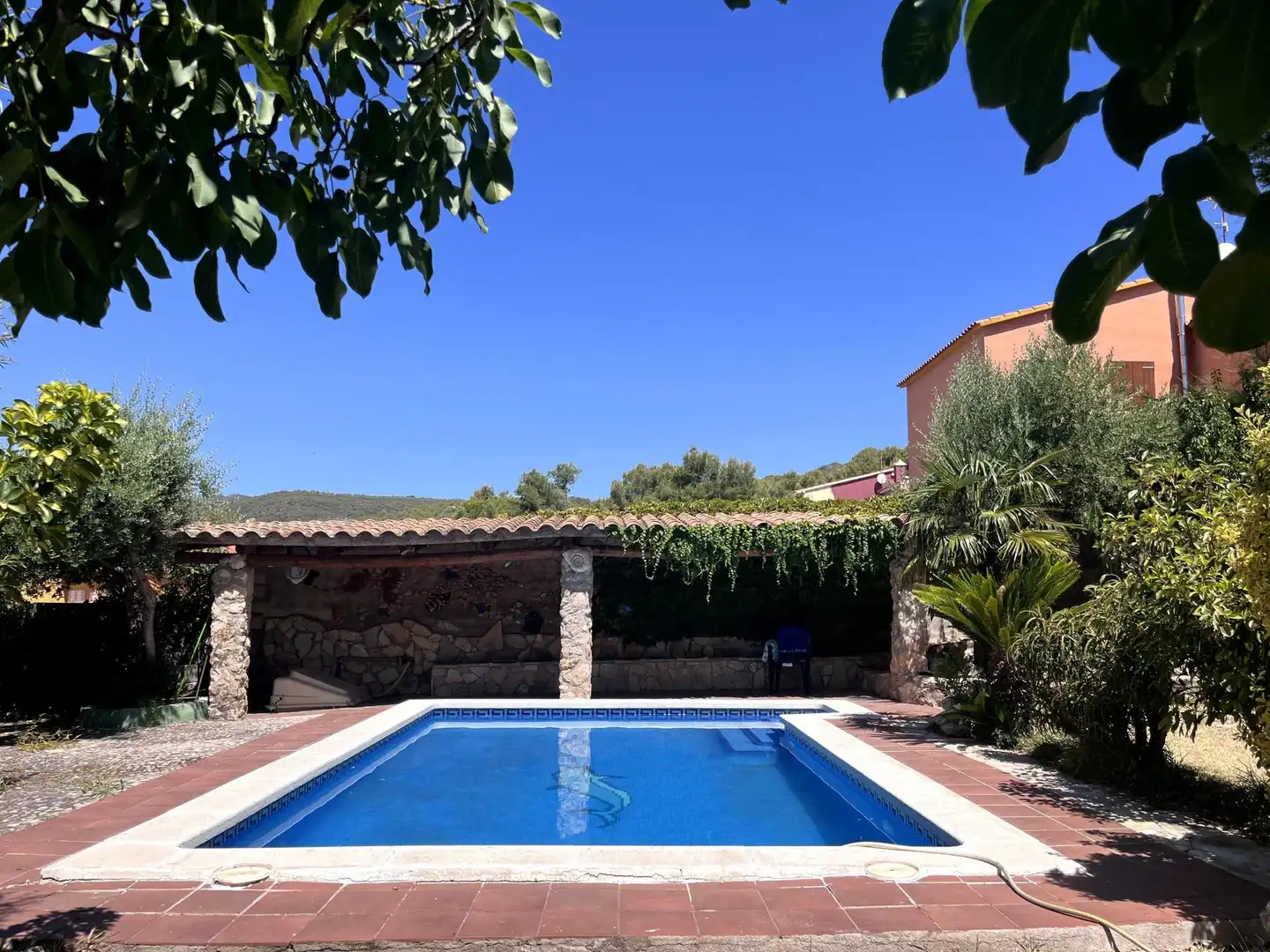 Piscina de Casa o chalet en venta en La Bisbal del Penedès con Calefacción, Terraza y Piscina