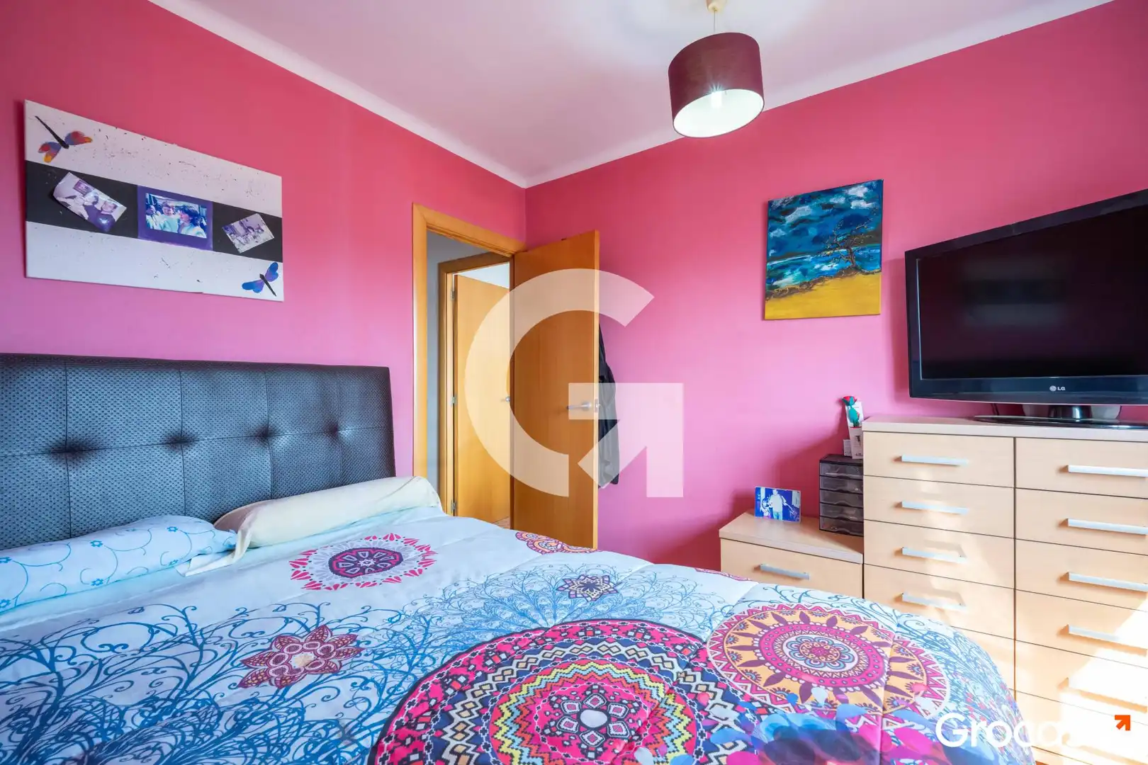Habitación de Piso en venta en Mataró con Calefacción, Horno y TV