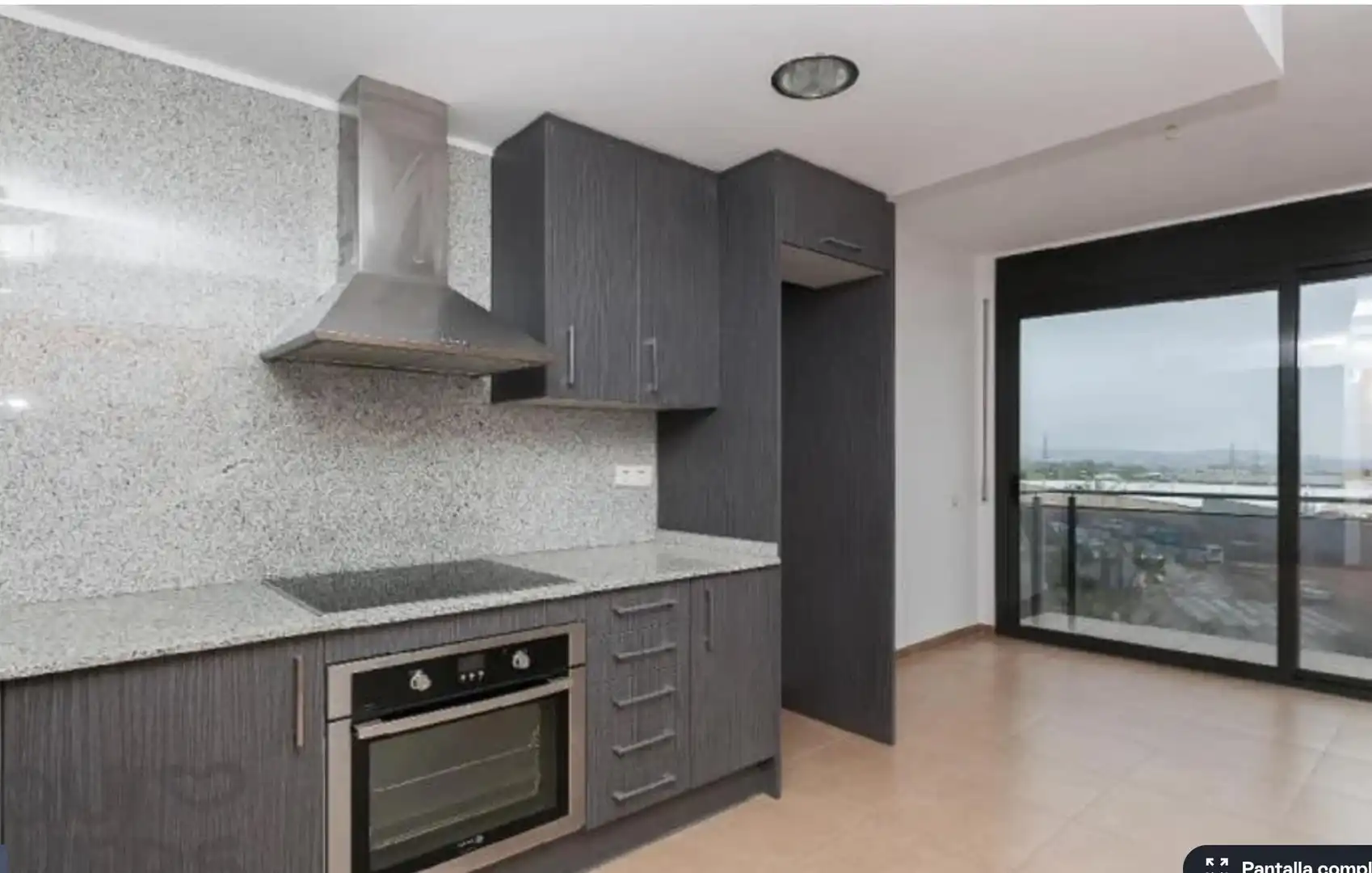 Kitchen of Apartments for sale in Terrassa  with Balcony