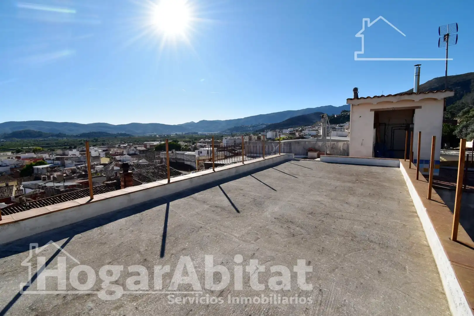 Casa amb terrassa en venda a Calle Pedro Vidal, imagen 3