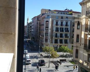 Vista exterior de Pis de lloguer en  Pamplona / Iruña amb Aire condicionat, Calefacció i Moblat