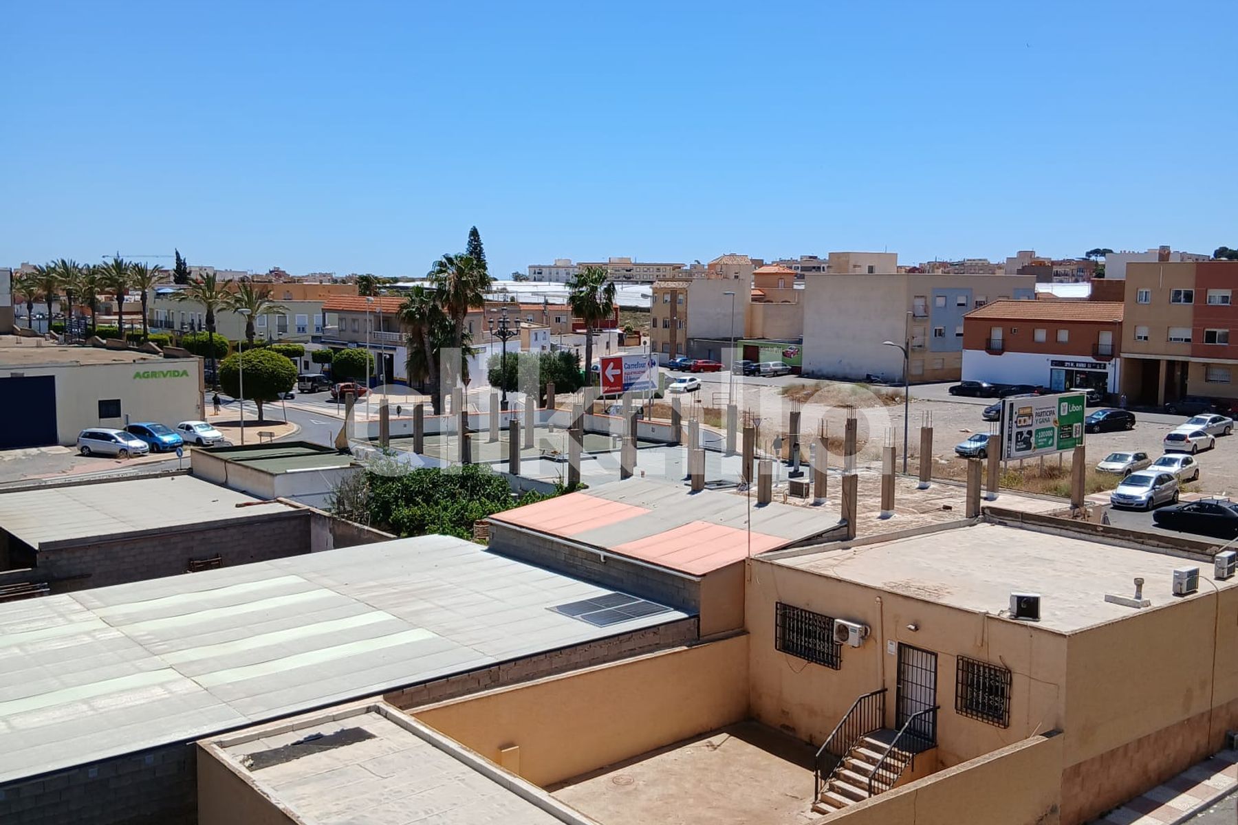 Vista exterior de Pis en venda en Roquetas de Mar amb Calefacció i Terrassa