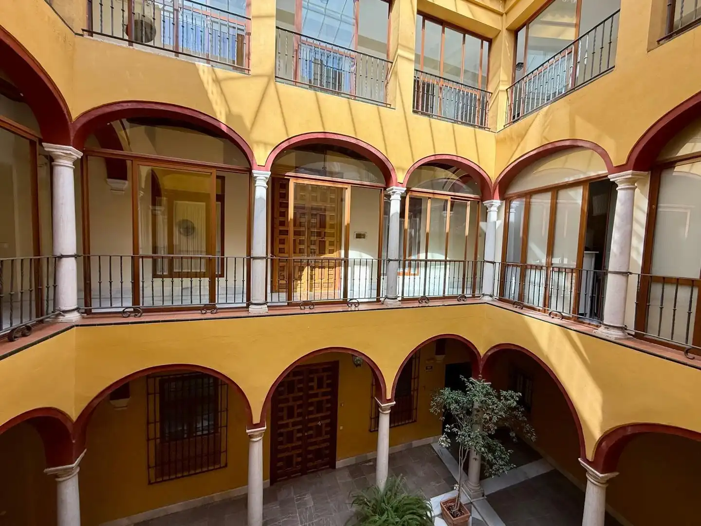 Exterior view of Flat for rent in Sevilla  with Air Conditioner, Heating and Furnished