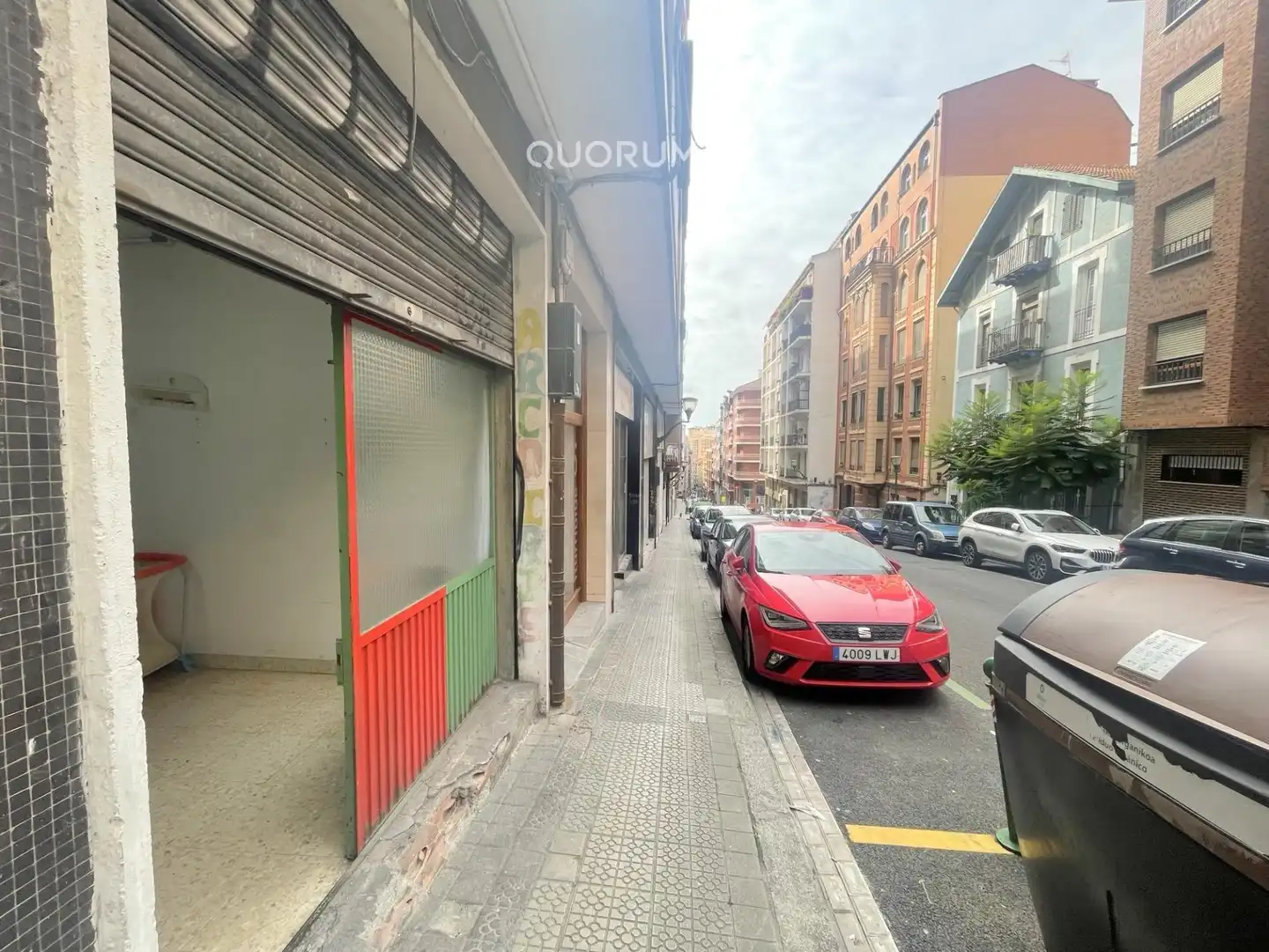 Vista exterior de Local en venta en Bilbao 