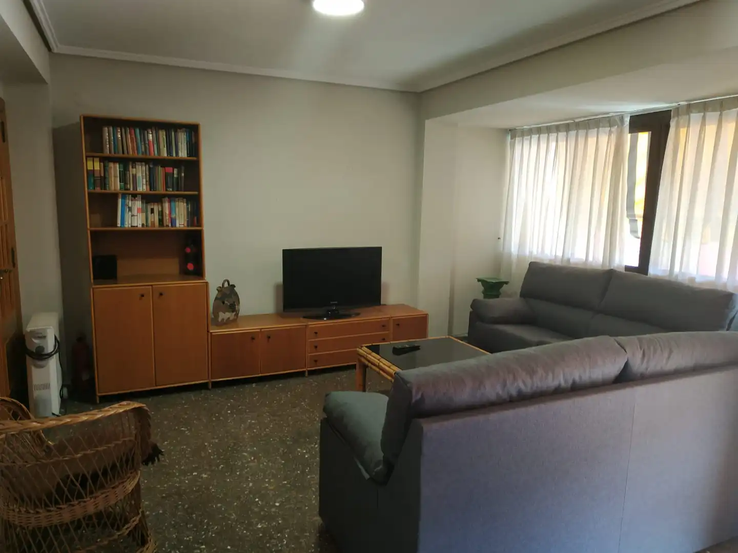 Sala de estar de Piso de alquiler en Valencia con Amueblado, Horno y Lavadora