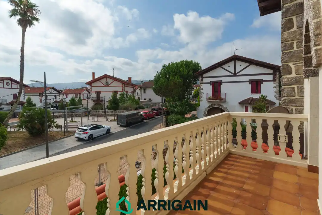Terraza de Casa o chalet en venta en Irun  con Calefacción, Jardín privado y Terraza
