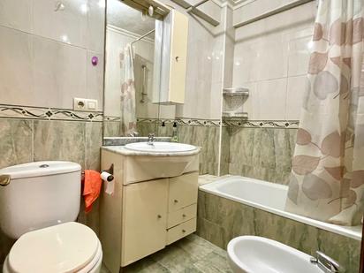 Bathroom of Flat for sale in Gijón   with Terrace