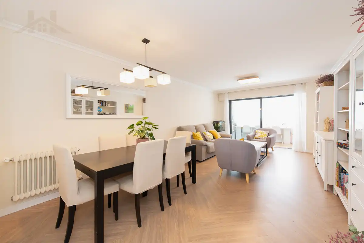Comedor de Piso en venta en Alcobendas con Calefacción, Terraza y Trastero