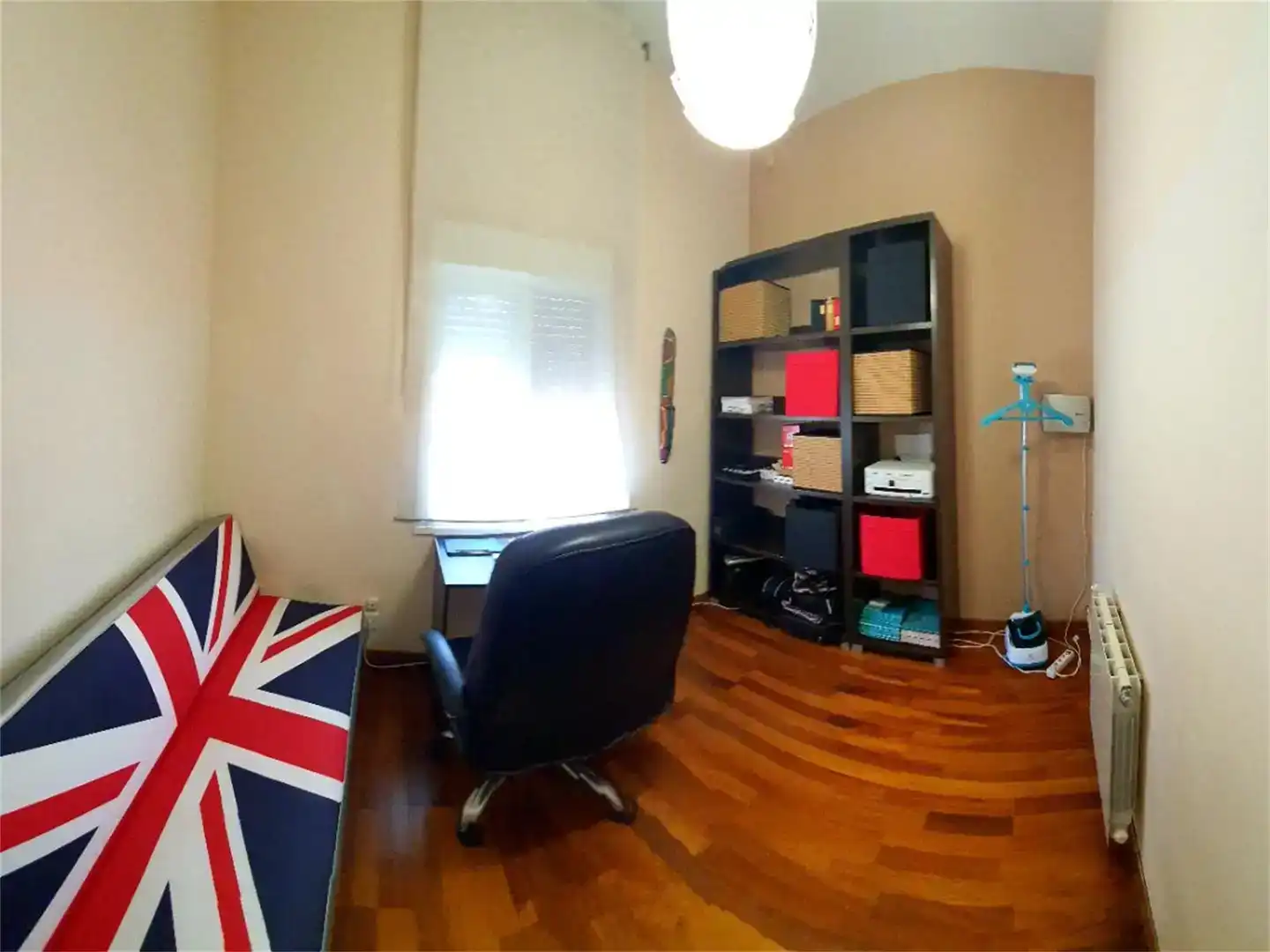 Sala de estar de Casa o chalet en venta en La Pobla de Vallbona con Aire acondicionado, Piscina y Balcón