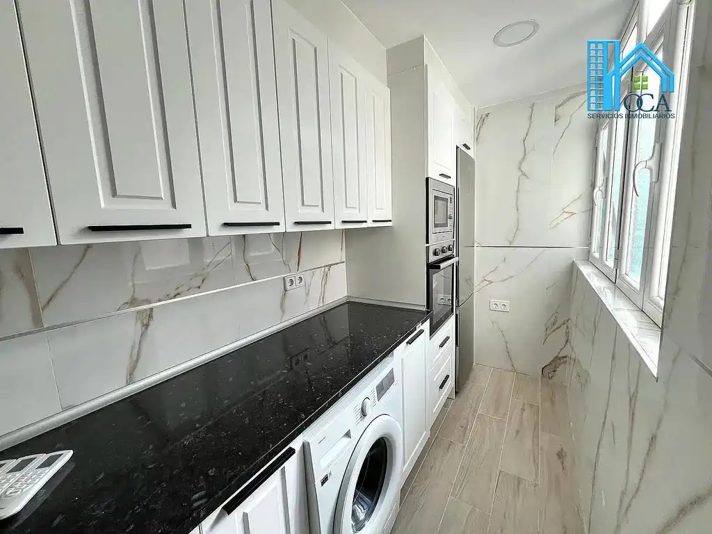 Kitchen of Flat for sale in Madrid  with Air Conditioner