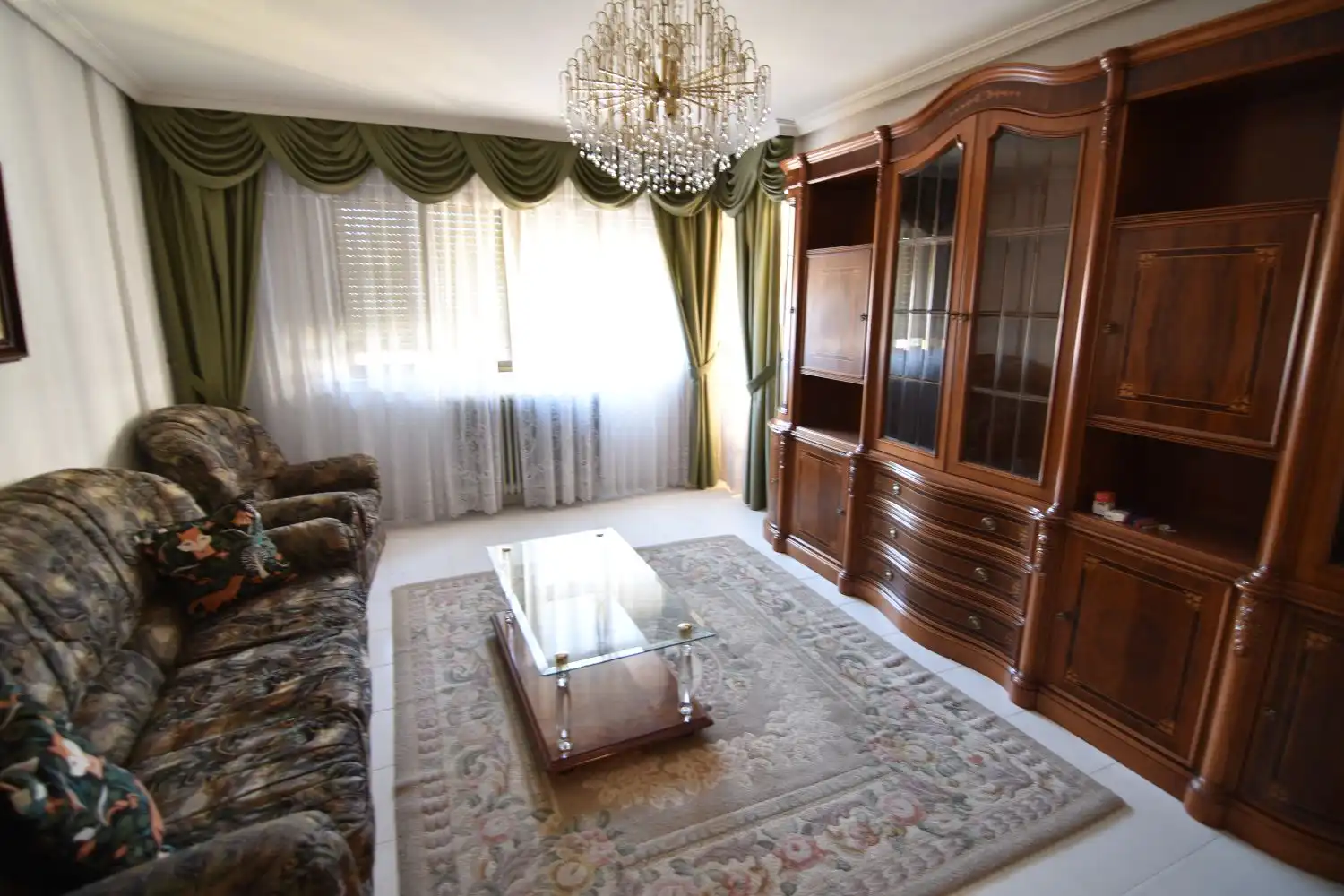 Piso con terraza en venta en SANCHO IV 2