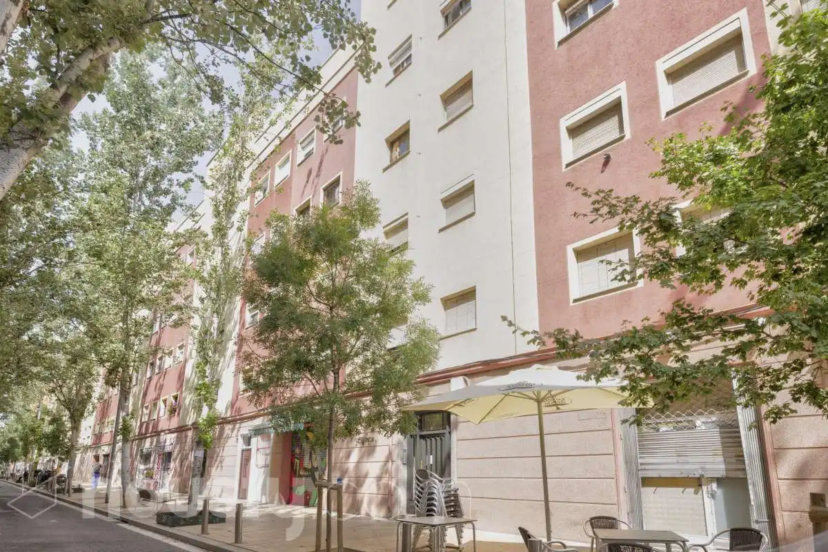 Vista exterior de Piso en venta en Barcelona con Parquet