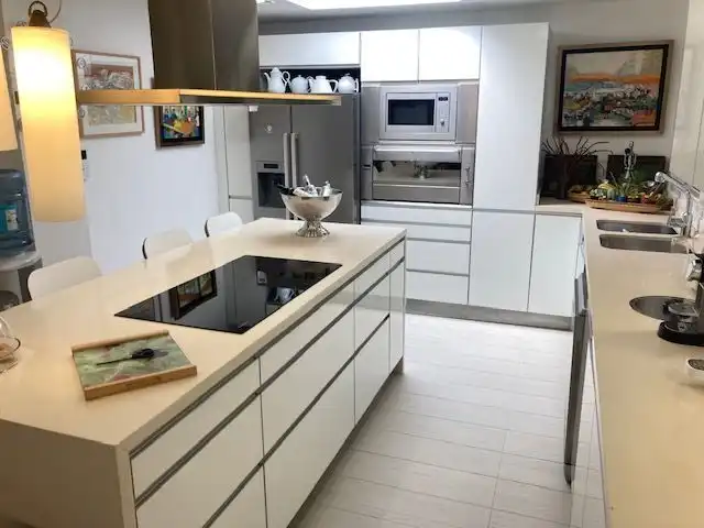 Cuina de Casa o xalet en venda en Roquetas de Mar amb Aire condicionat, Calefacció i Jardí privat