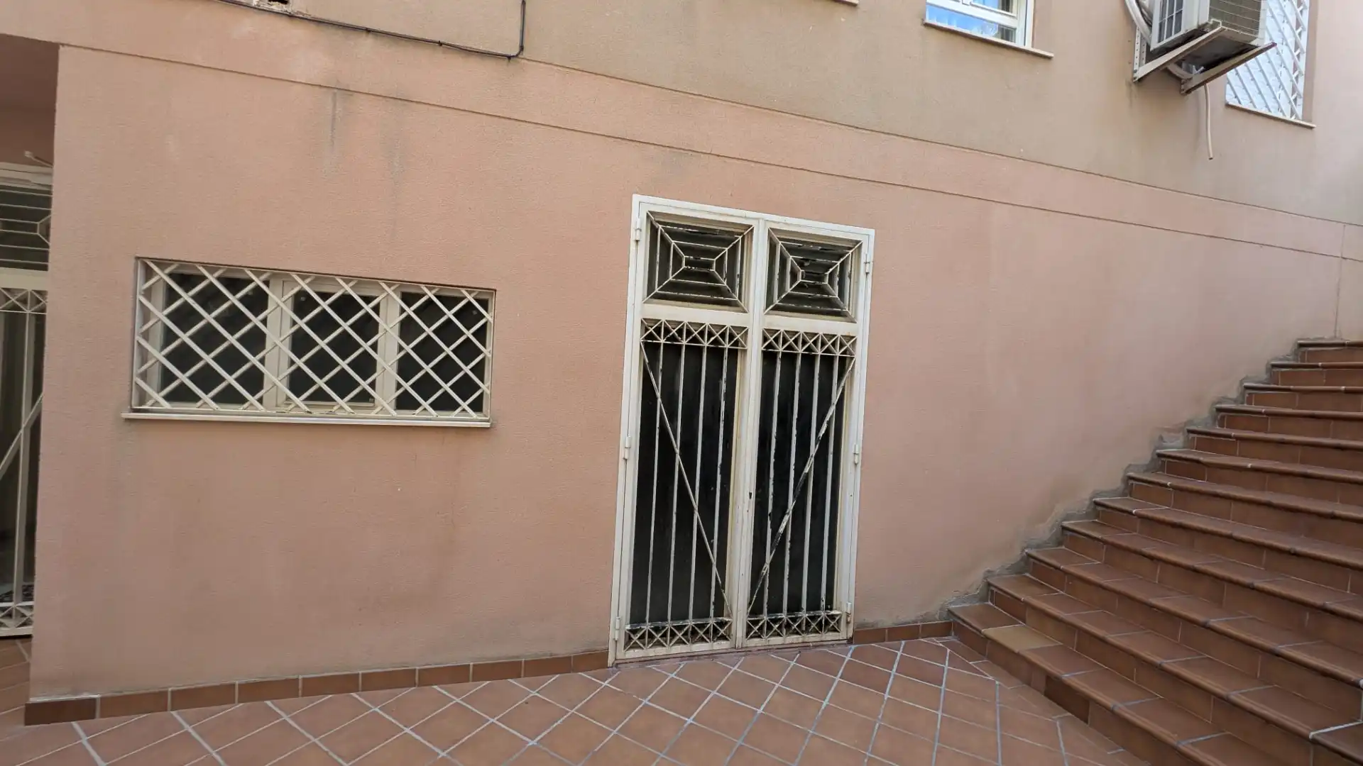 Local comercial en venda a Alcaudete, imagen 2