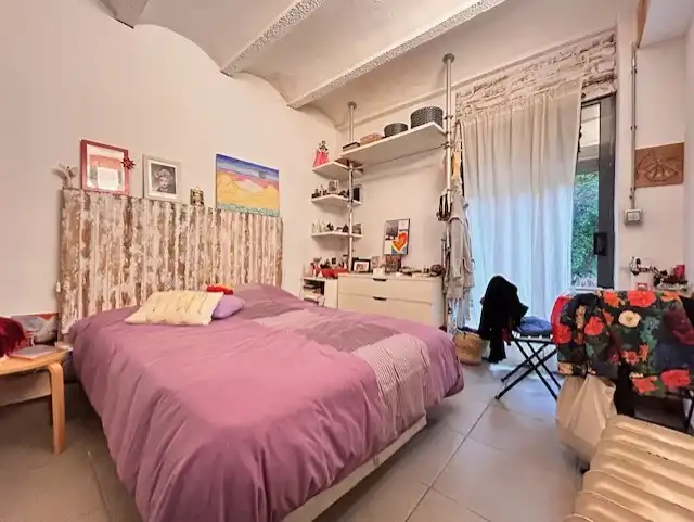 Schlafzimmer von Wohnung zum Verkauf in Barcelona mit Klimaanlage, Privatgarten und Möbliert