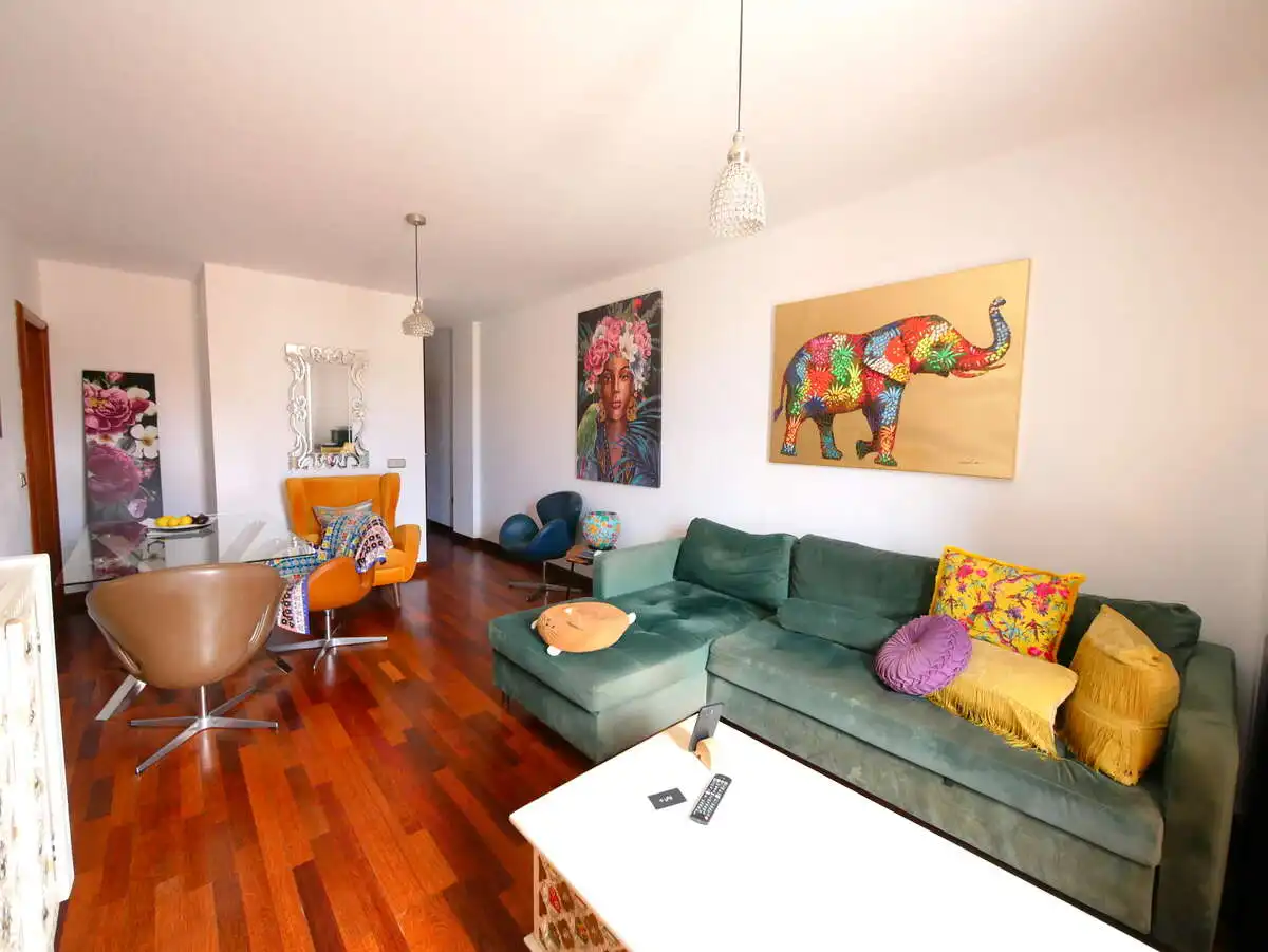 Sala d'estar de Pis en venda en Arrecife amb Parquet i Moblat