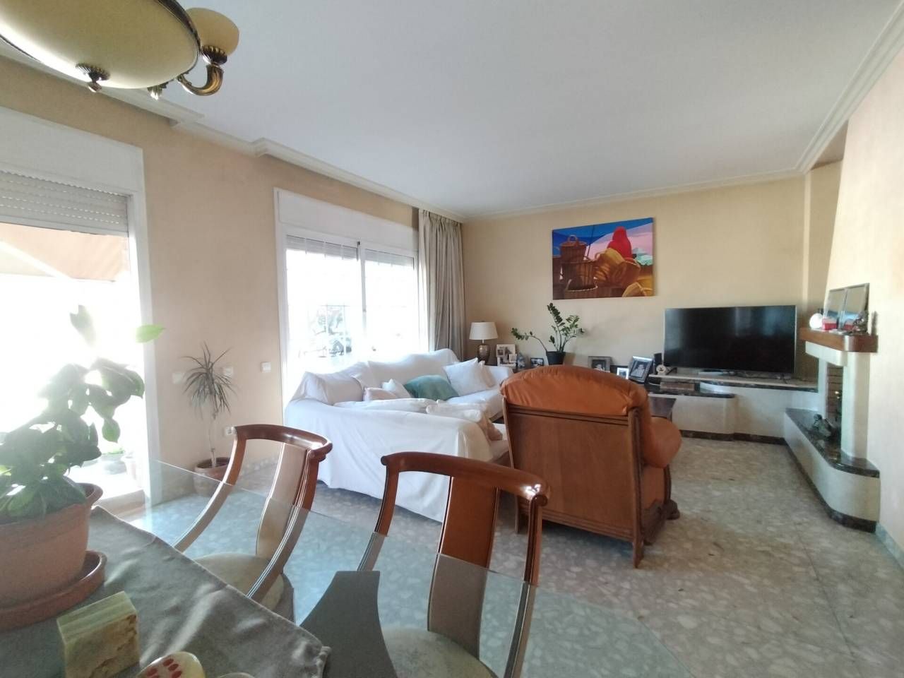 Sala d'estar de Casa o xalet en venda en Terrassa amb Aire condicionat, Jardí privat i Terrassa