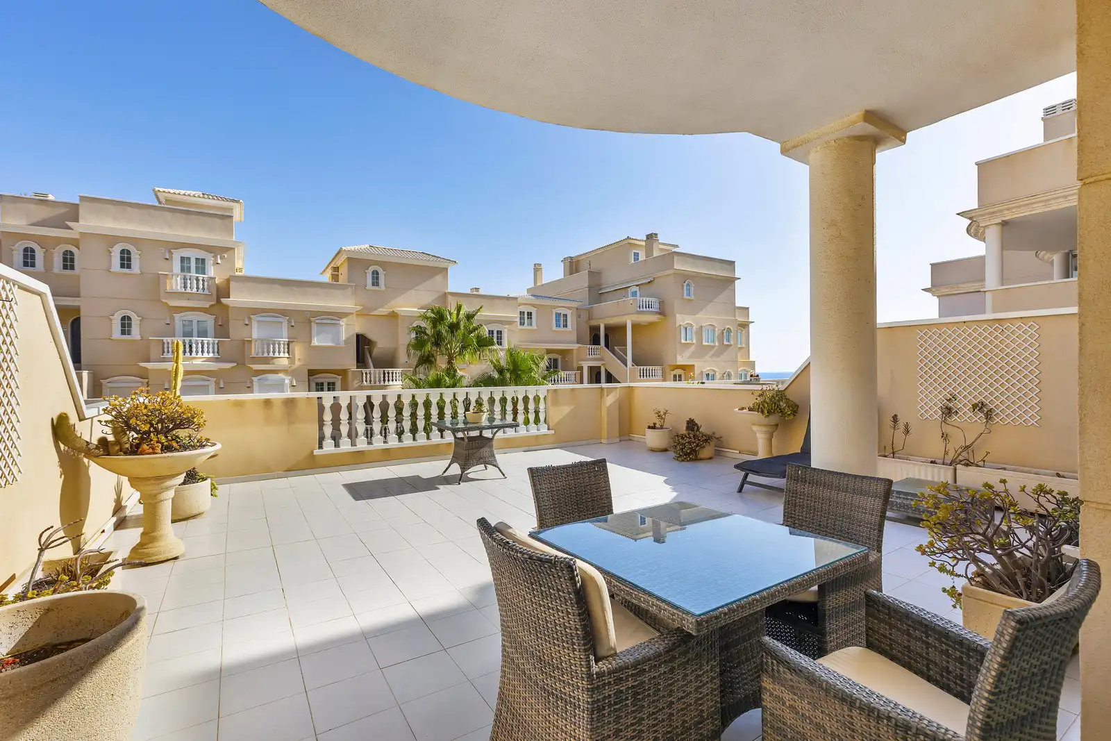 Terrassa de Apartament en venda en Guardamar del Segura amb Terrassa, Traster i Piscina