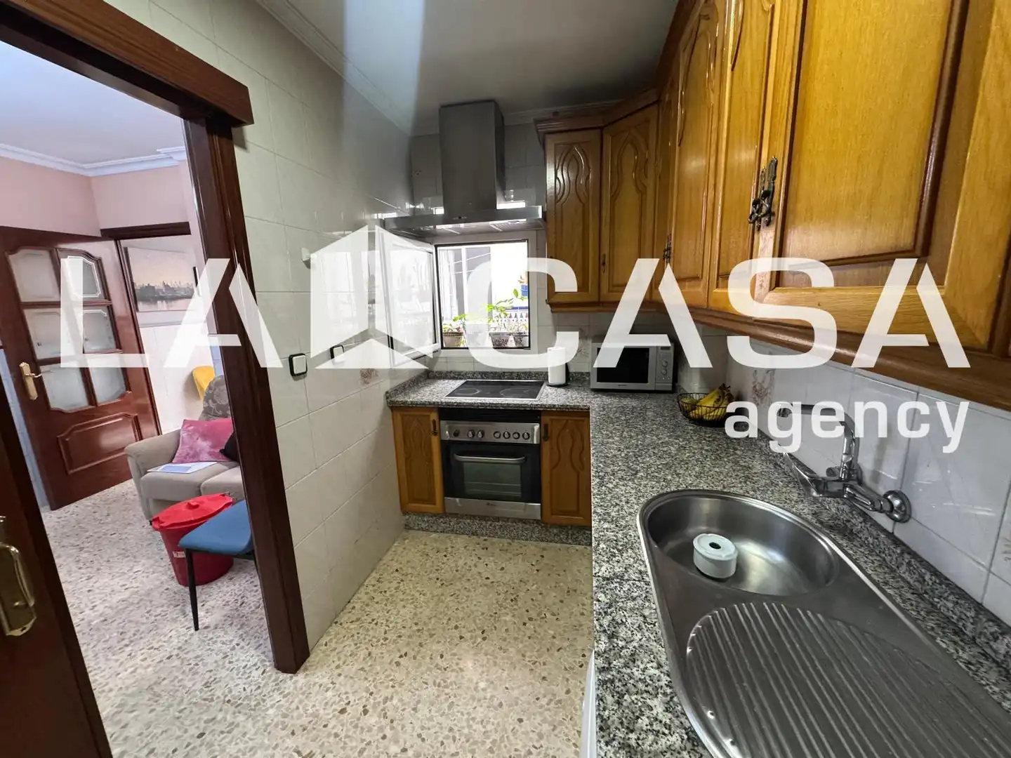 Kitchen of Houses for sale in Sevilla  with Air Conditioner and Storage room