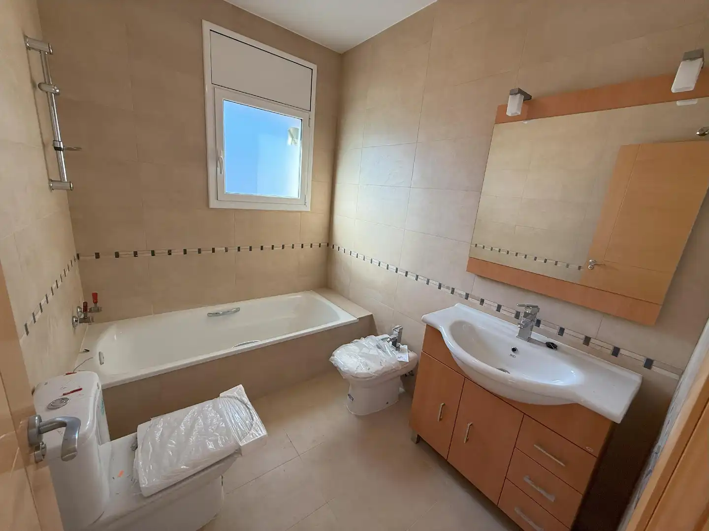 Baño de Casa o chalet en venta en Bellvei con Terraza