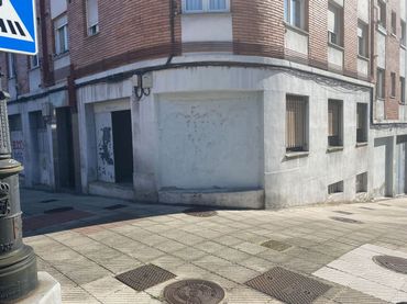 Local comercial en venda a Vallobín - La Florida