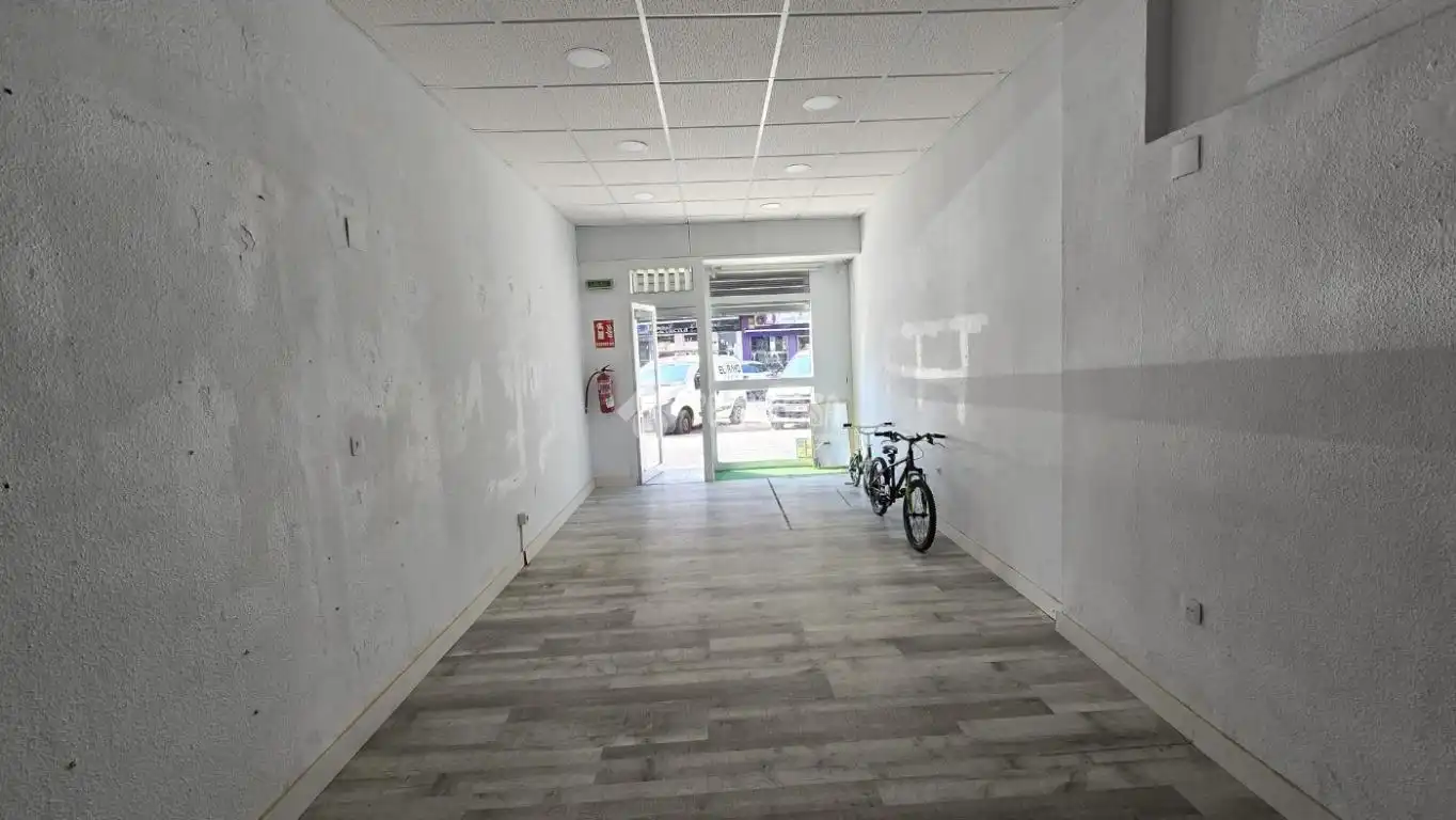Local comercial en venta en Levante