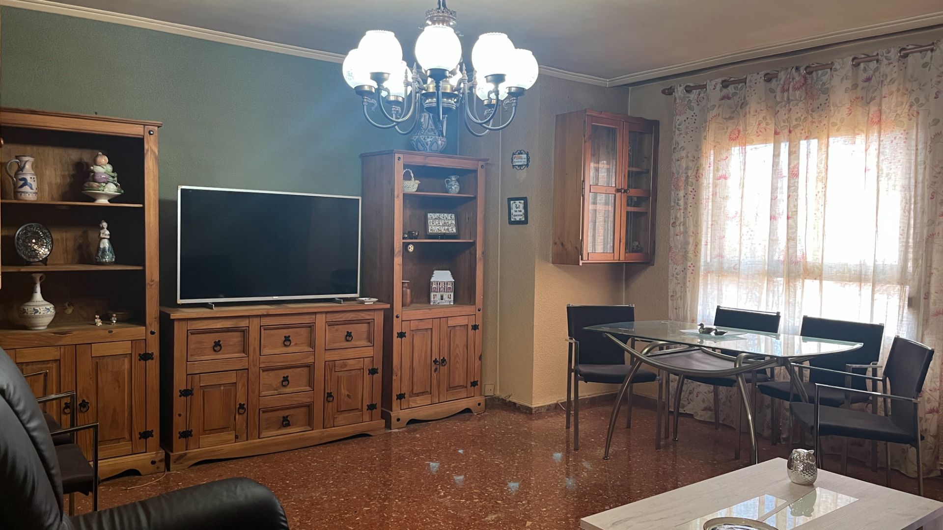 Sala d'estar de Pis en venda en  Valencia Capital amb Aire condicionat, Moblat i Balcó