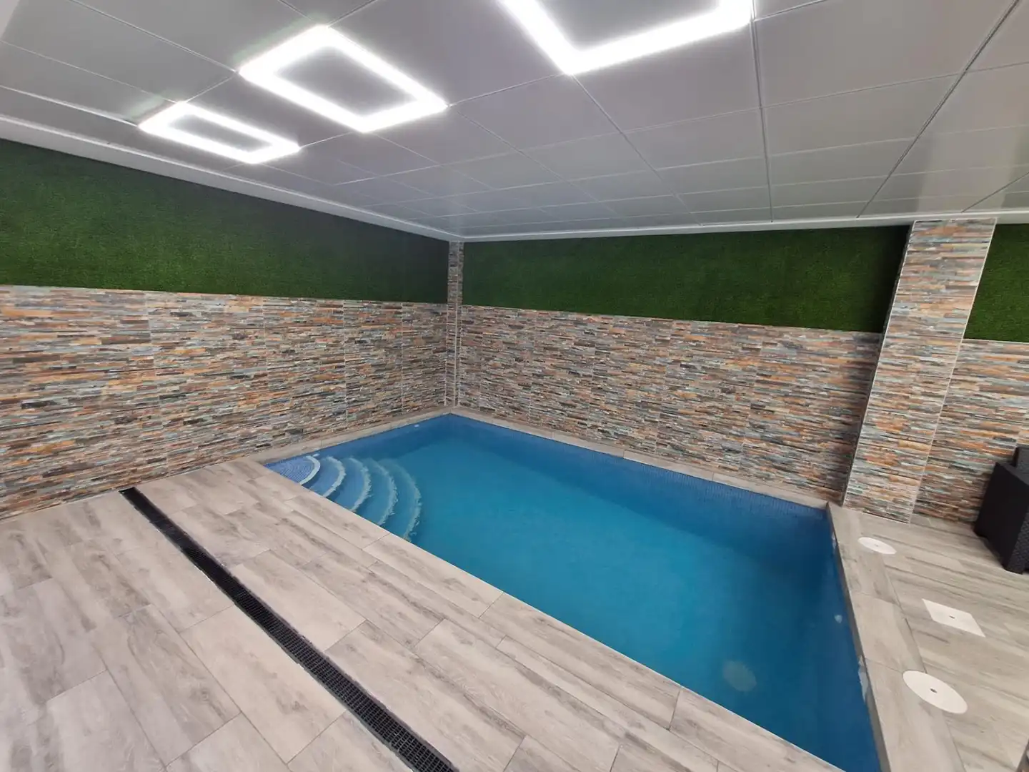 Schwimmbecken von Wohnungen zur Miete in Torrevieja mit Gemeinschaftspool