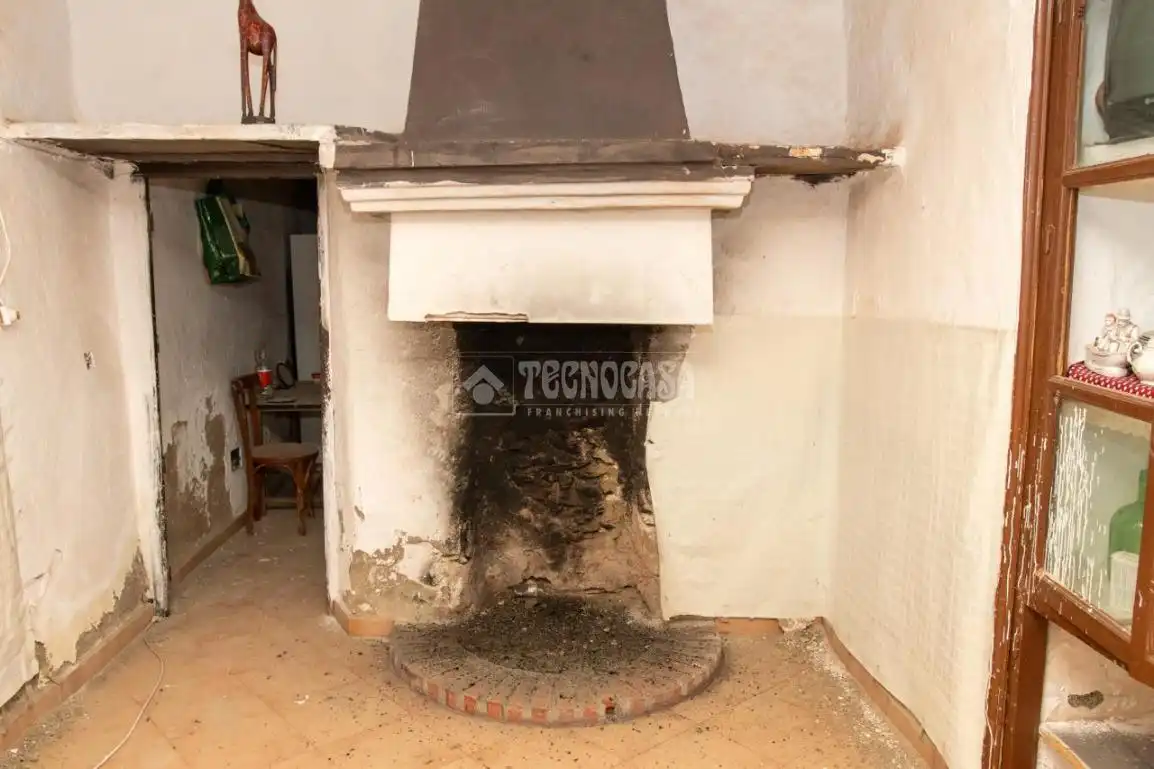 Country homes for sale in Nacimiento