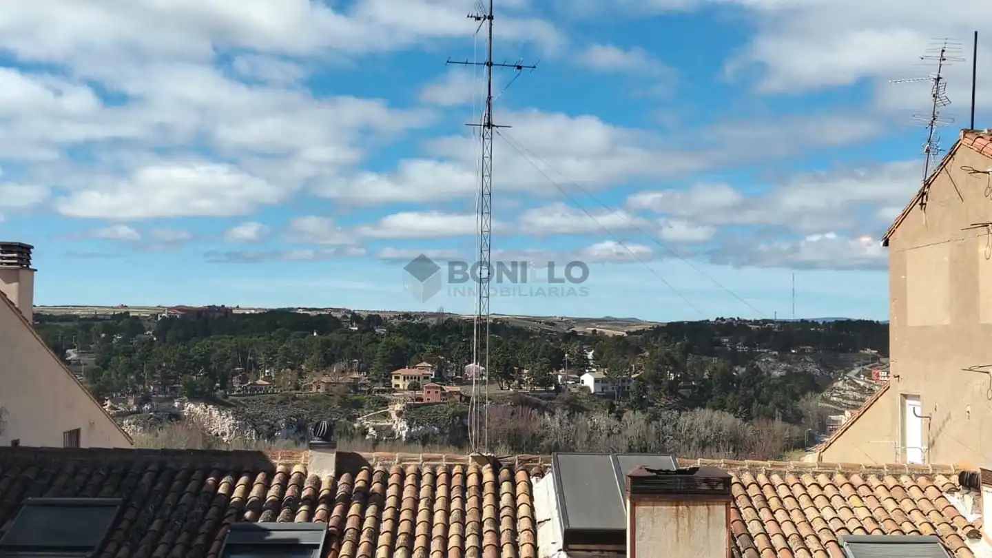 Piso en venta en Teruel con Calefacción, Parquet y Amueblado