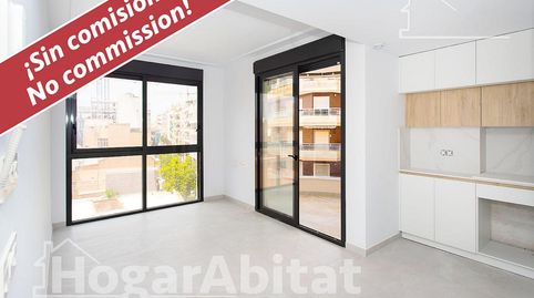 Foto 3 de Piso en venta en Calle Ramon Gallud, Las Piscinas Naturales, Torrevieja