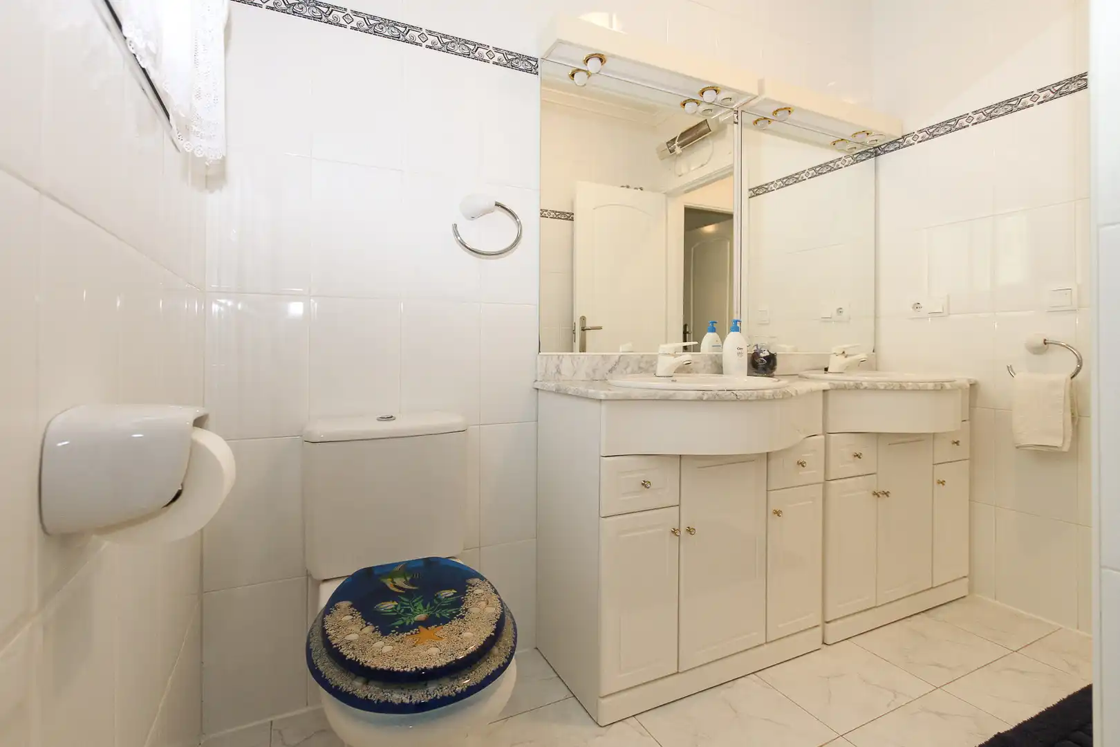 Baño de Casa o chalet de alquiler en Dénia con Aire acondicionado, Jardín privado y Amueblado