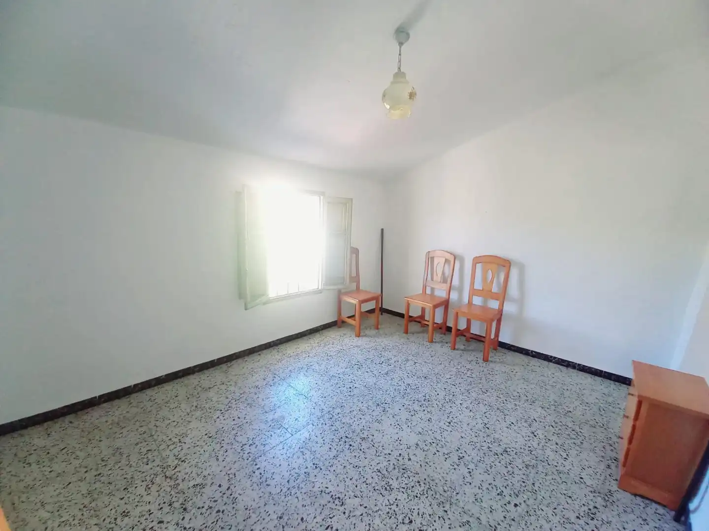 Sala de estar de Casa o chalet en venta en Canillas de Aceituno con Terraza, Trastero y Balcón