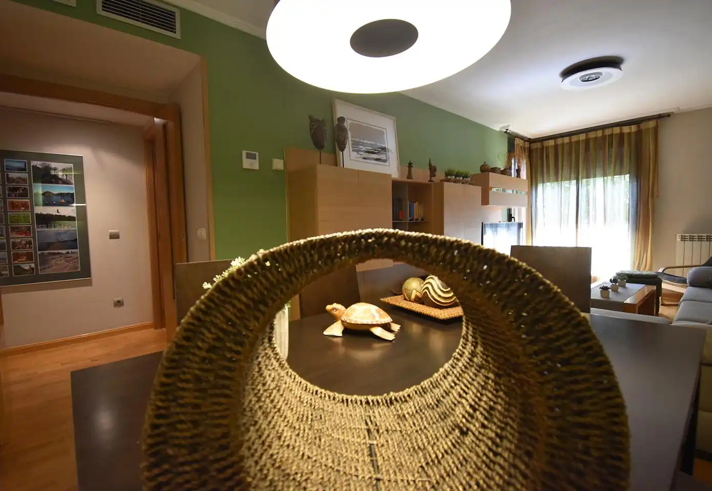 Wohnung zum Verkauf in Zaragoza mit Klimaanlage, Heizung und Parkett