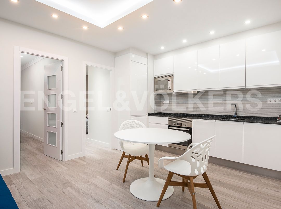 Cocina de Apartamento en venta en  Barcelona Capital con Aire acondicionado, Calefacción y Balcón