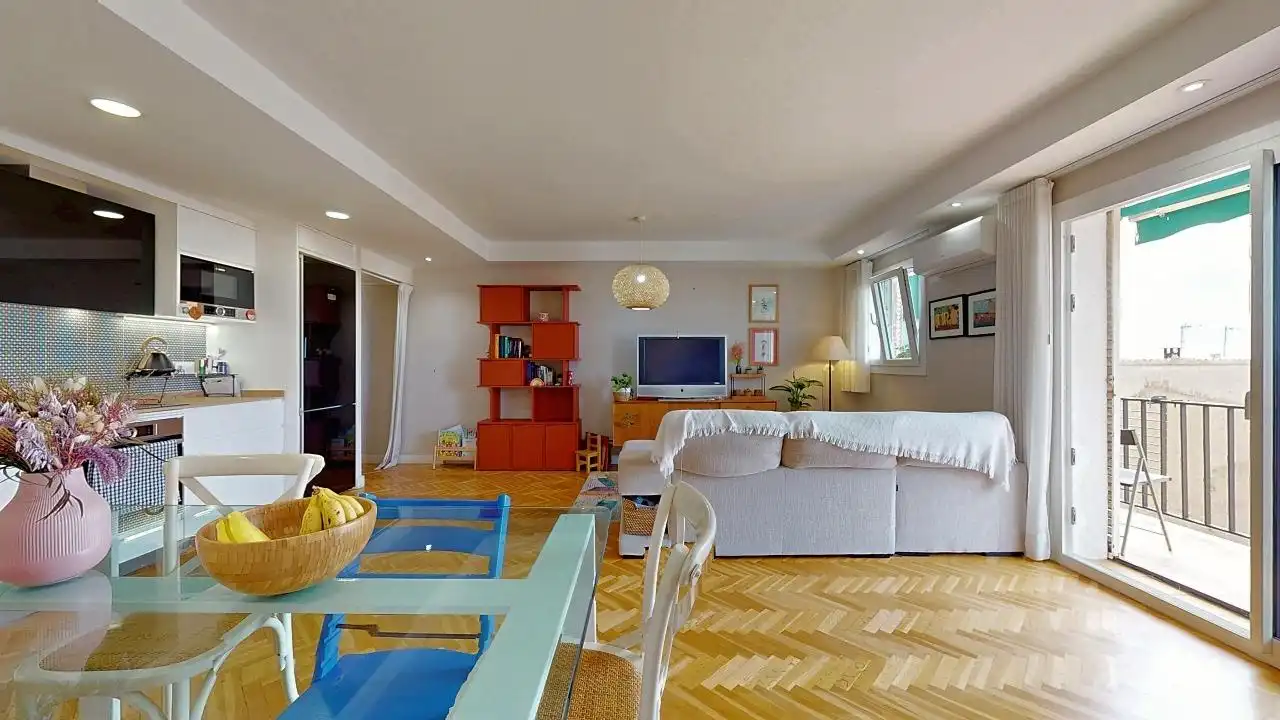Sala de estar de Piso en venta en El Masnou con Aire acondicionado, Calefacción y Parquet