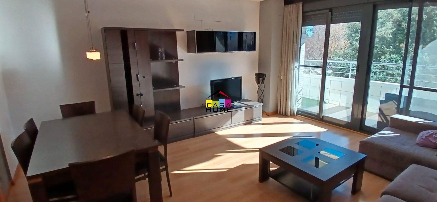 Piso en venta en Parque Sensal