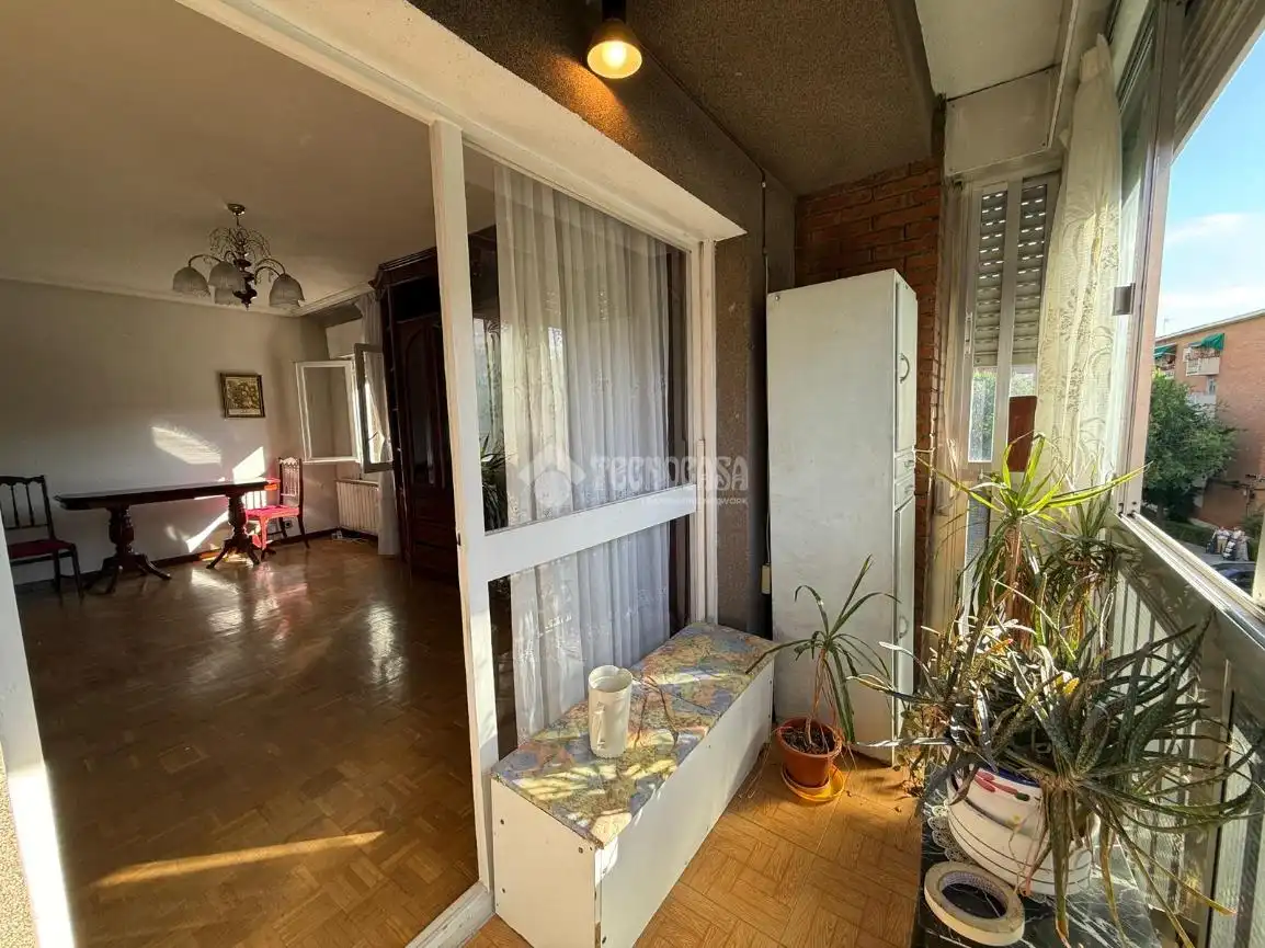 Piso en venta en Madrid con Calefacción, Parquet y Terraza