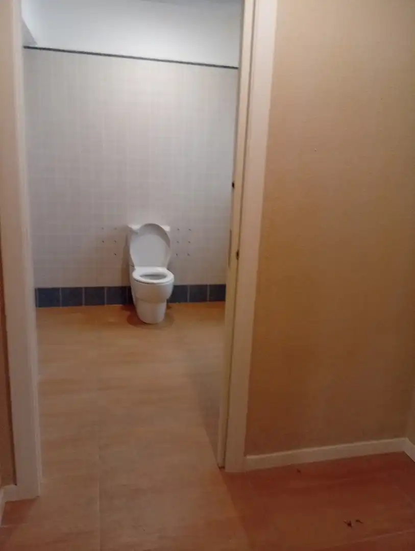 Badezimmer von Wohnung zur Miete in Granada mit Haustiere erlaubt