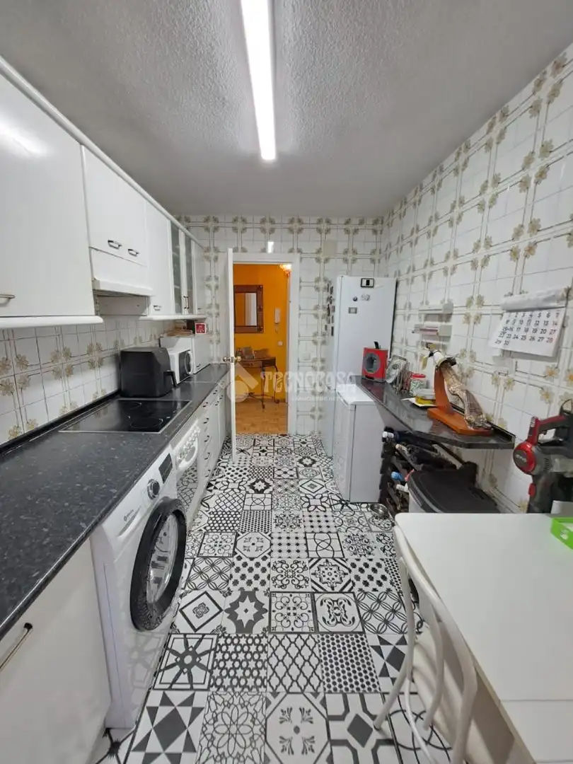 Küche von Wohnung zum Verkauf in Parla mit Klimaanlage, Heizung und Parkett