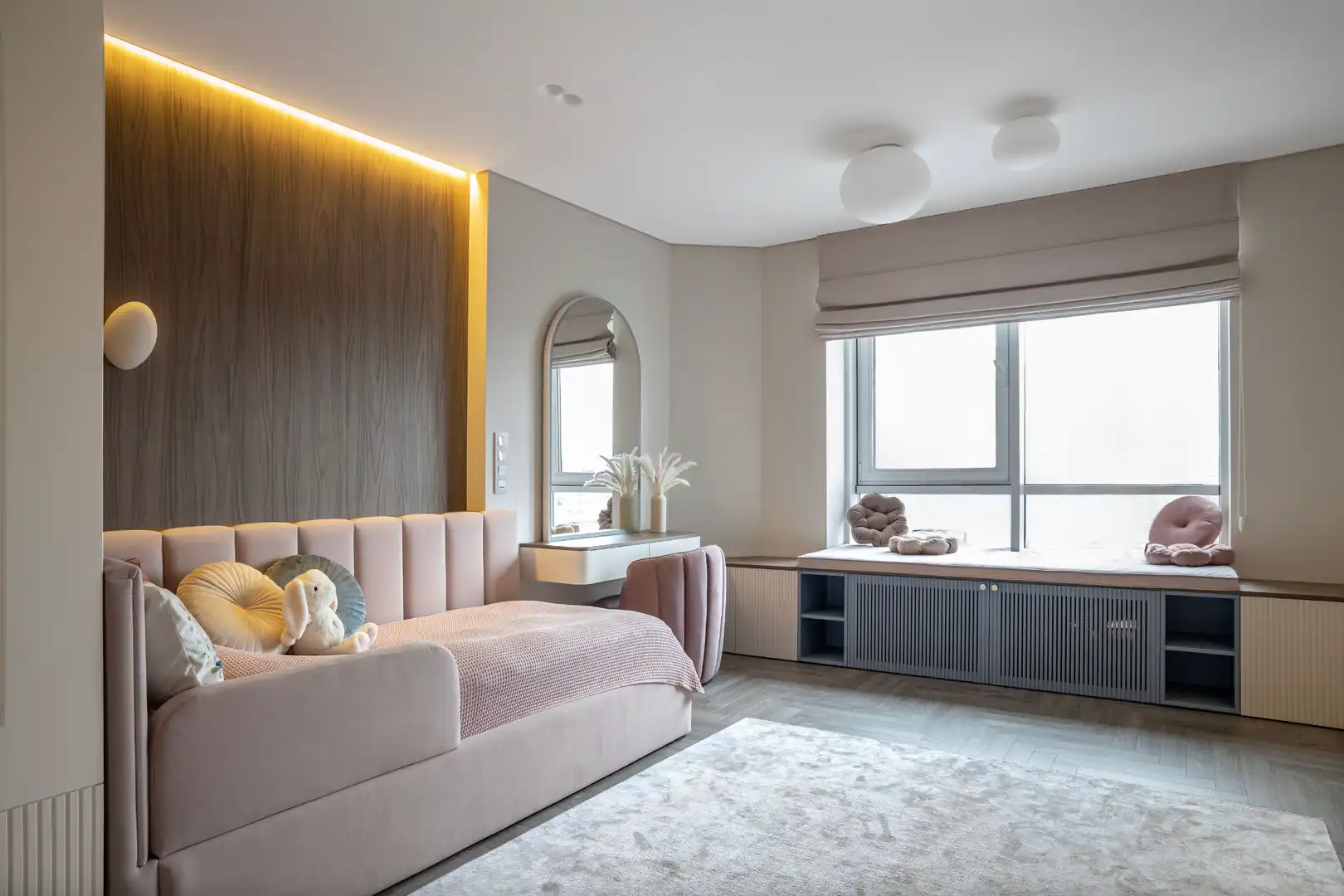 Bedroom of Flat for sale in Madrid  with Air Conditioner, Heating and Furnished
